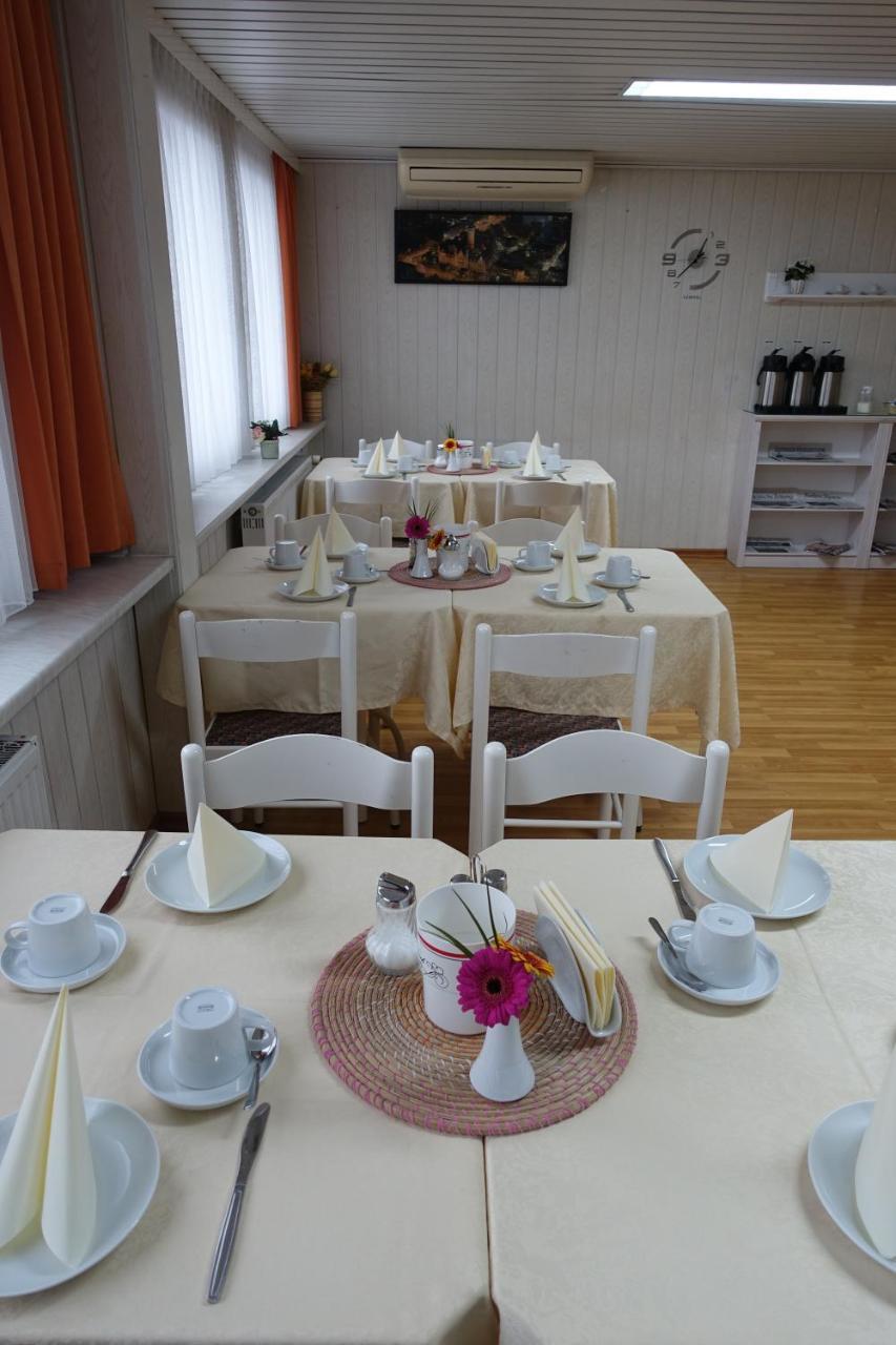 Stern Hotel لبسيا المظهر الخارجي الصورة